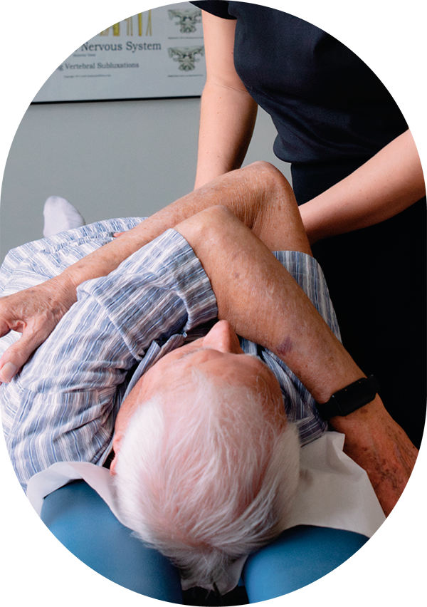 Atención quiropráctica para bienestar y movilidad en personas mayores en
Gavà.